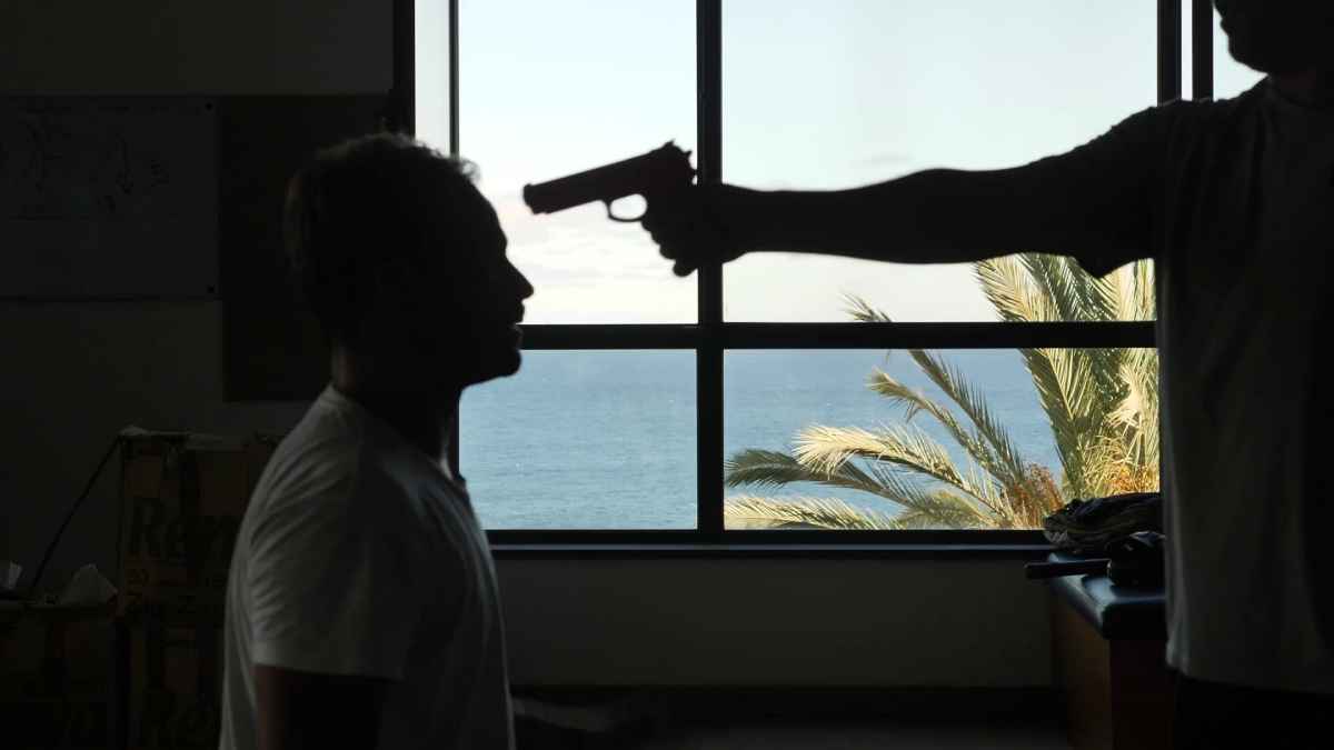 gun point gun point