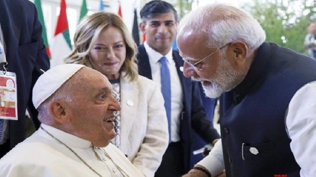pm modi pop francis