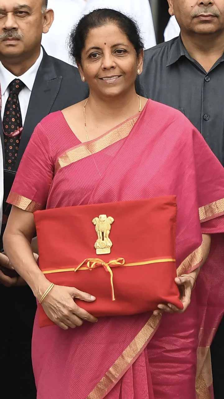 Union Budget 2019 FM Nirmala Sitharaman Pink Saree Look