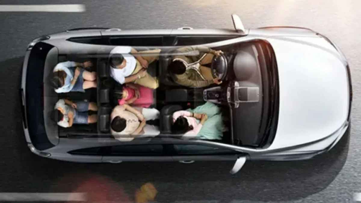 5.27 लाख रुपये कीमत, 27 km की माइलेज, घर लायें सबसे सस्ती 7 सीटर कारें