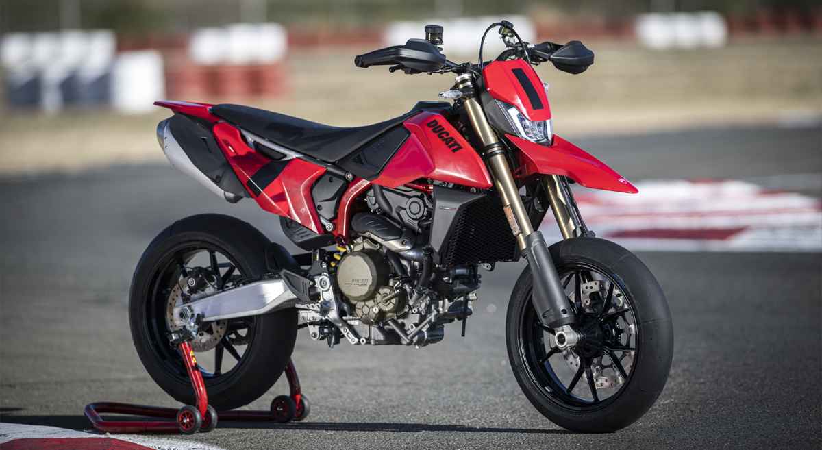 Ducati ने लॉन्च की इतनी महंगी बाइक, जिसमें खरीद लेंगे 4 मारुति कार, टॉप फीचर्स देखें