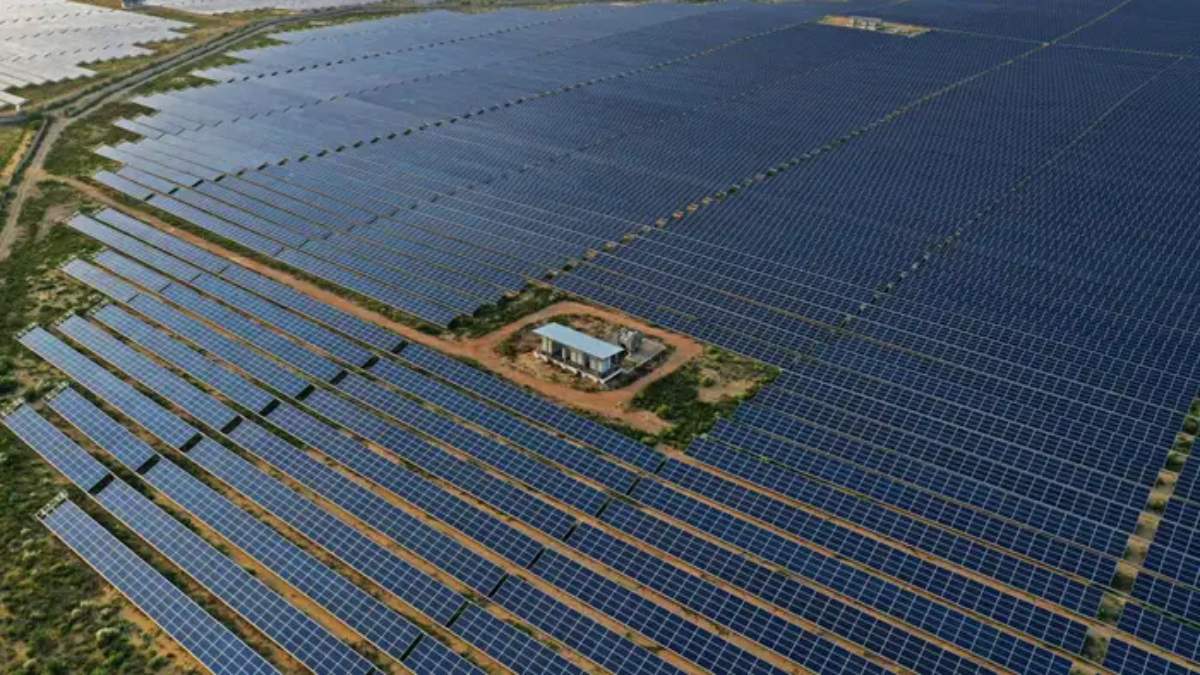 Gujarat Given Big Solar Project Order