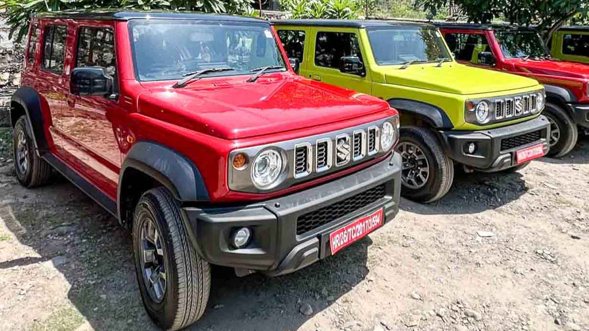 भारत में फ्लॉप लेकिन विदेशों में हिट है मारुति की ये SUV; मिल रहा भारी डिस्काउंट, जानें सब कुछ