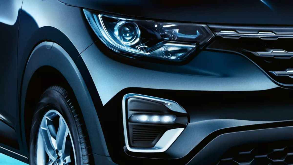 5.99 लाख में मिलती है ये 7 Seater Car, 19 kmpl की माइलेज और धांसू फीचर्स