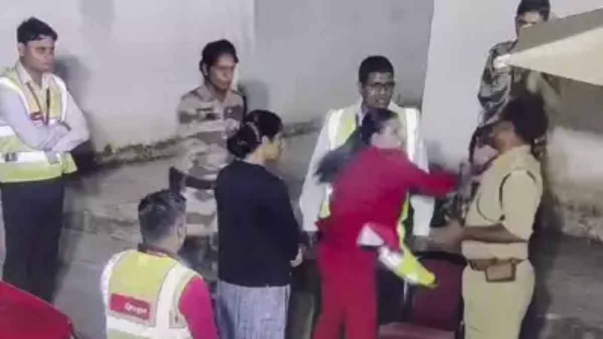 Spice Jet Crew Member Case