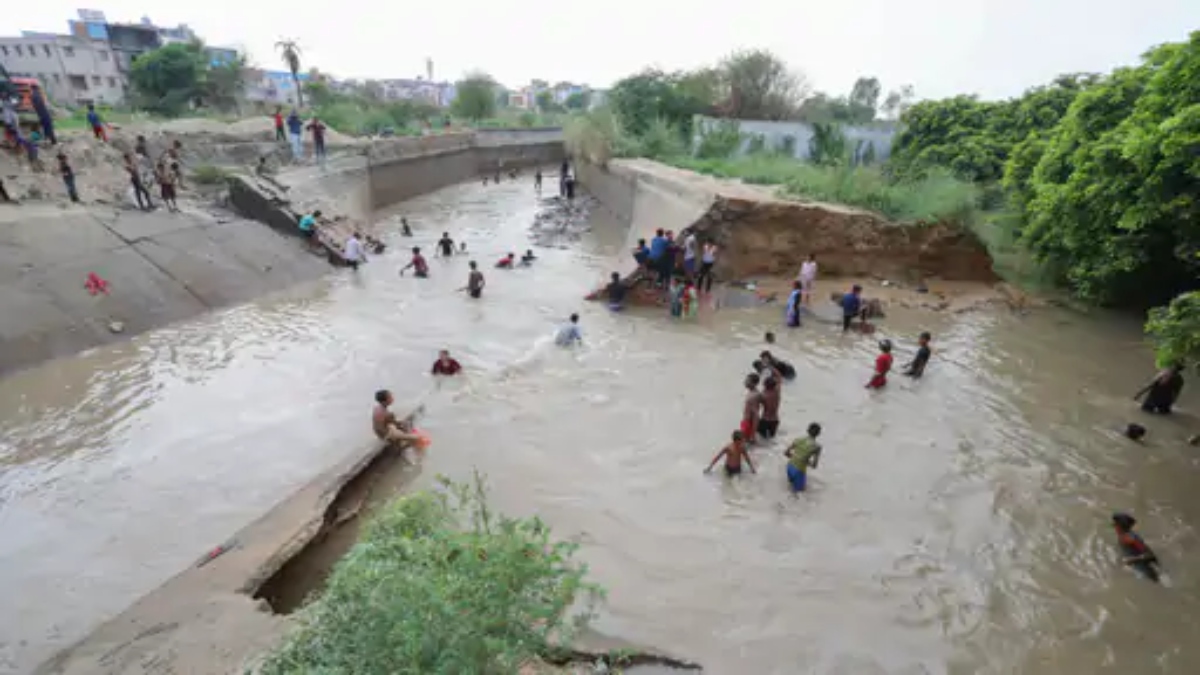 Today Weather Update Delhi-NCR Rain alert