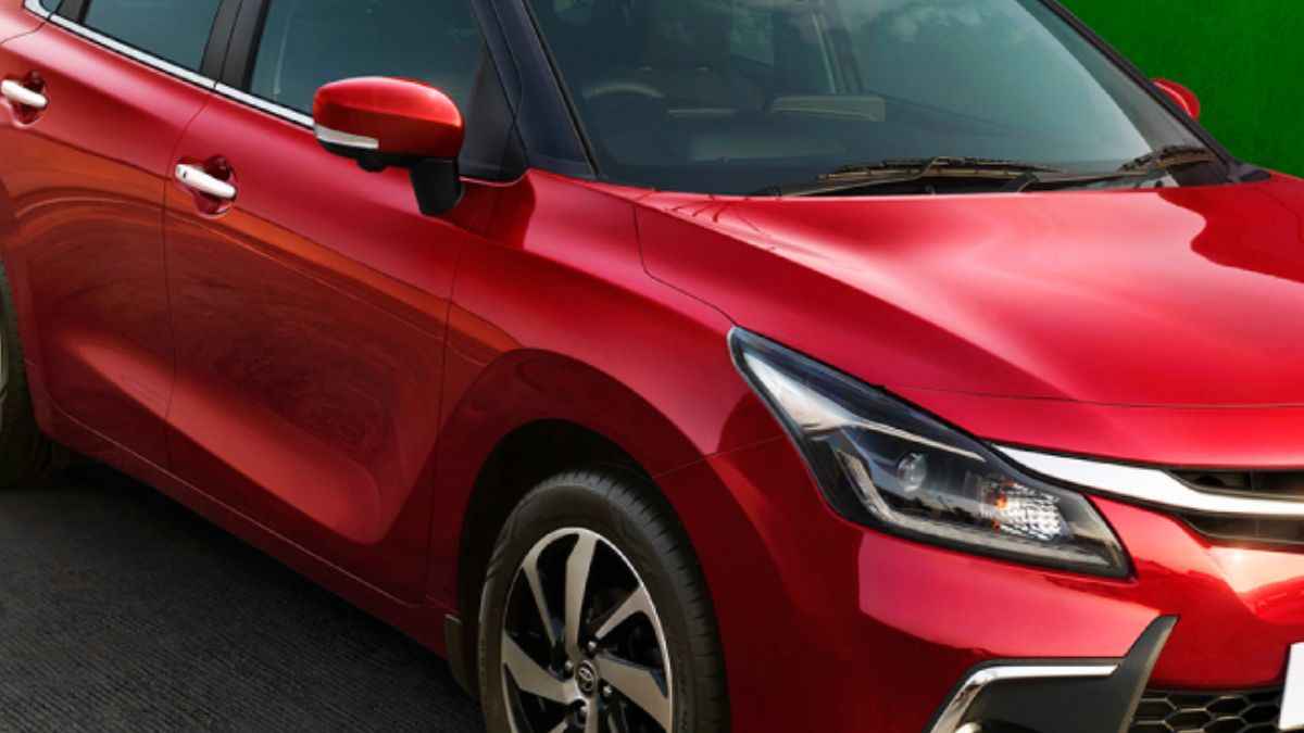Toyota की इस कार में 30 की माइलेज, 6.86 लाख कीमत; लुक्स शानदार