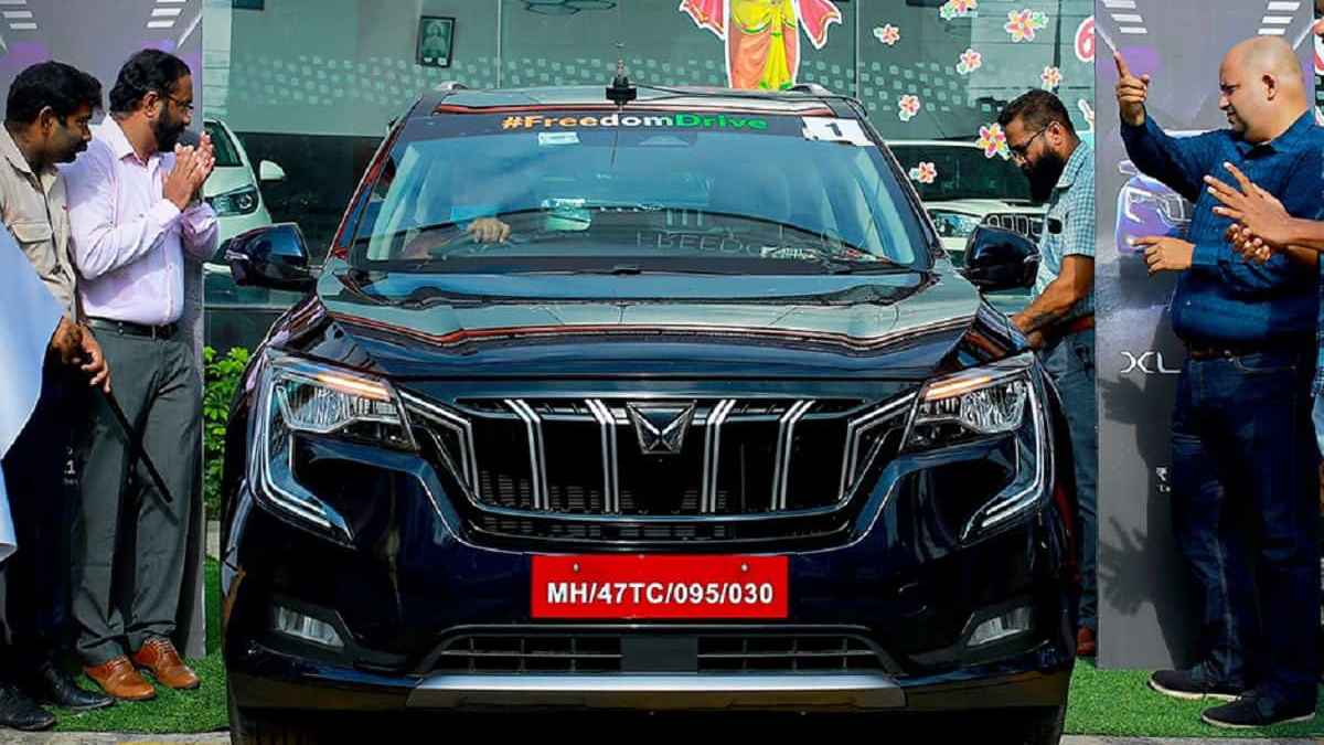 Mahindra XUV700 पर बोनस डिस्काउंट, स्टॉक करना है क्लियर, खरीदने का बढ़िया मौका!