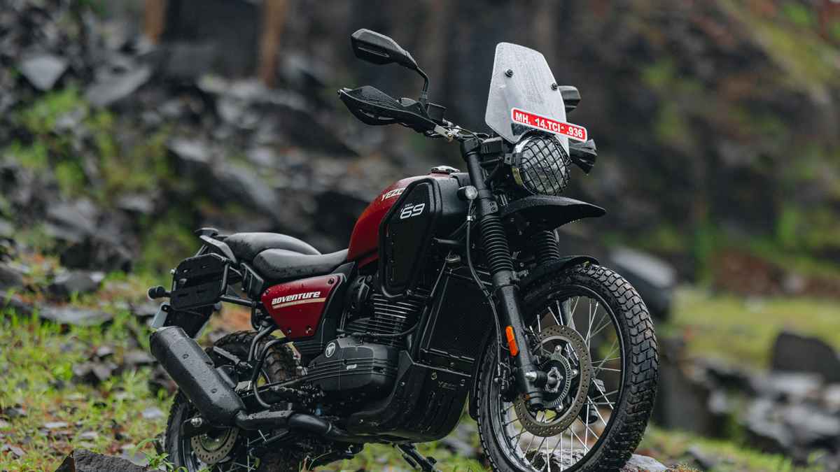 Royal Enfield Himalayan की छुट्टी करने आई नई Yezdi Adventure, कीमत महज इतनी