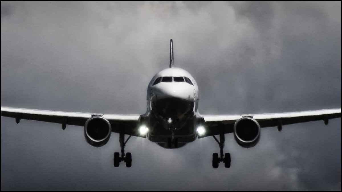 एक और एयरलाइन पर मंडराया खतरा! DGCA ने इस कंपनी को सर्विलांस पर रखा; क्या होगा अंजाम?