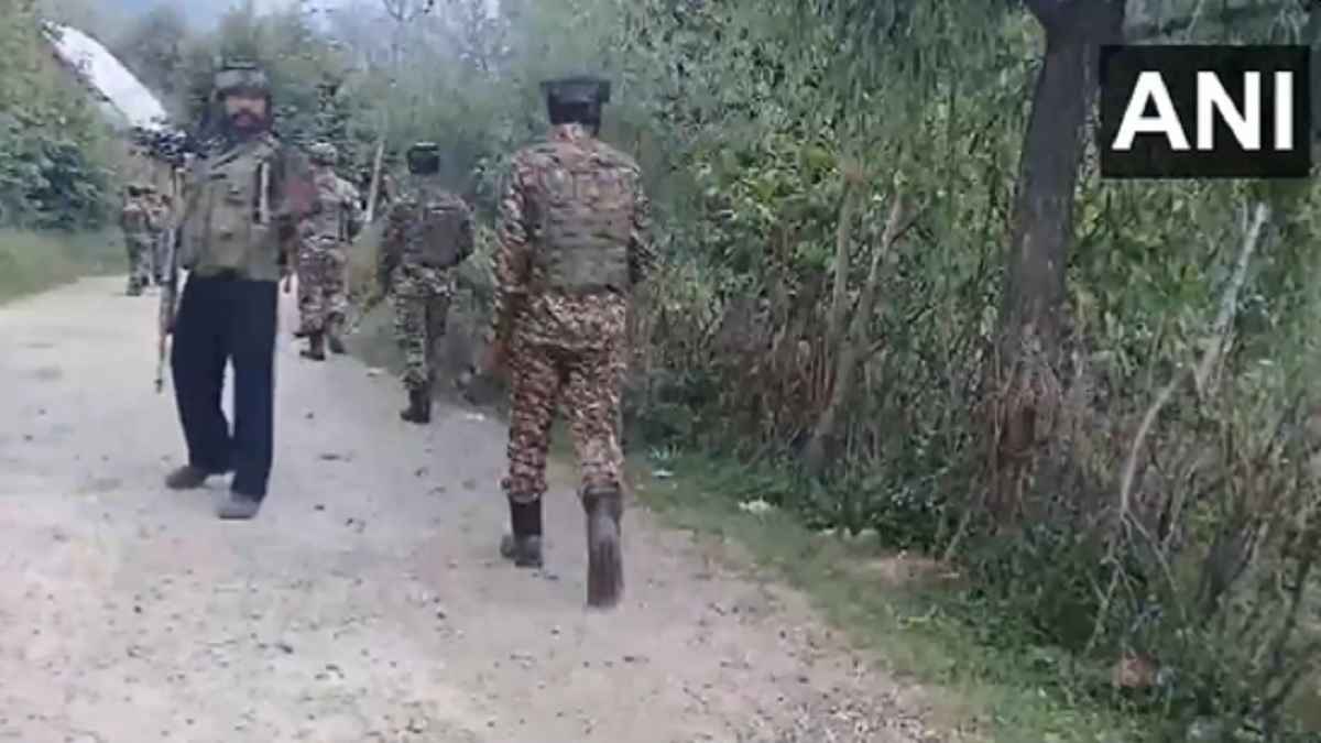 अनंतनाग में आतंकियों से एनकाउंटर, दो जवान शहीद, 3 घायल