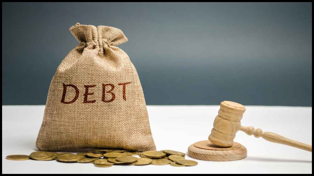 कर्ज की मार झेल रहे हैं ये 5 देश, जानें लिस्ट में कौन कौन है शामिल