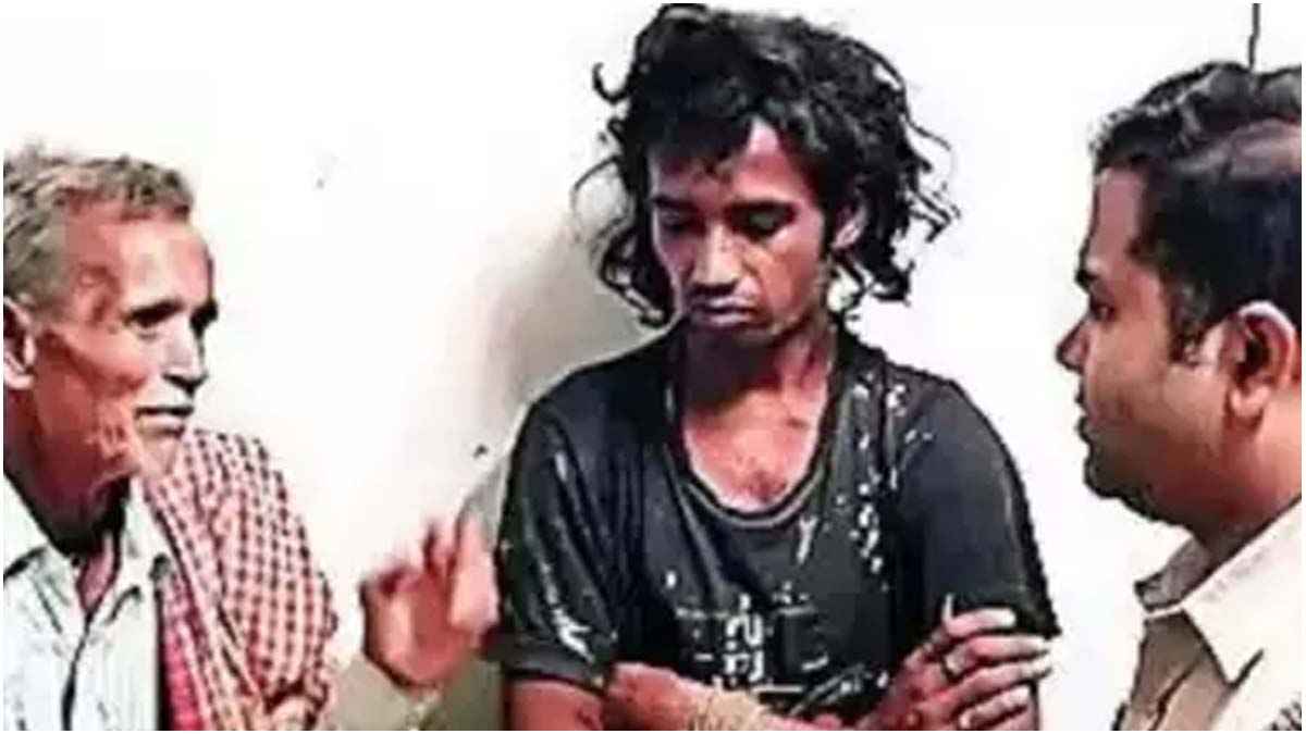 OMG! 10 साल बाद 'जिंदा' हुआ शिक्षक; 250 बच्चों को फ्री पढ़ाता था, अचानक हो गया लापता
