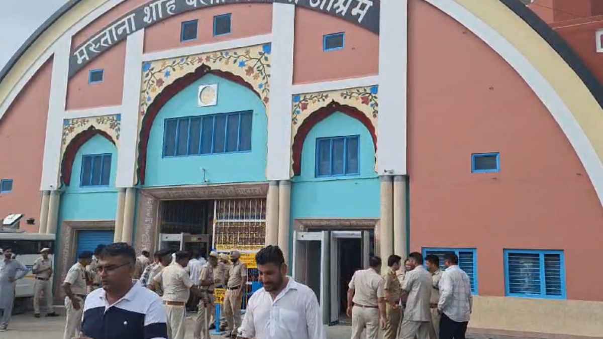 सिरसा में जगमालवाली डेरा मुखी के निधन पर गद्दी को लेकर विवाद, इंटरनेट बंद, भारी पुलिस तैनात