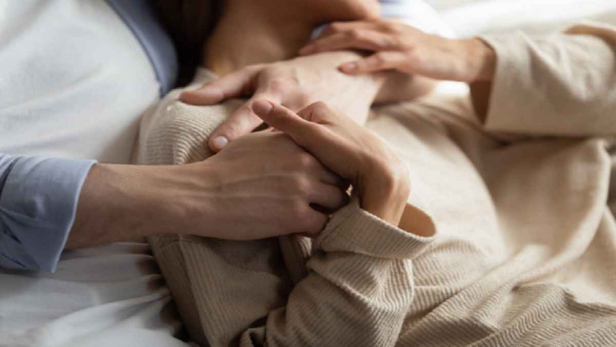 बच्चे पैदा करो...9 लाख कमाओ; सरकार ने दी युवाओं को सेक्स की परमिशन, जानें क्यों पुतिन ने लिया फैसला?