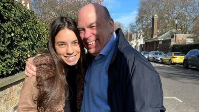 рдЖрдЦтАНрд┐рд░ рдХреИрд╕реЗ рдбреВрдм рдЧрдпрд╛ 7 рд░рдИрд╕рдЬрд╛рджреЛрдВ рдХрд╛ 'рдЯрд╛рдЗрдЯреЗрдитАНрд┐рдХ', рдХреНтАНрдпрд╛ рдмреНрд░рд┐тАНрдЯтАНрд┐рд╢ рдмтАНрд┐рд▓ рдЧреЗрдЯреНрд╕ рдХрд╛ рд╣реБрдЖ рд╣реИ рдорд░реНрдбрд░? Businessman Mike Lynch