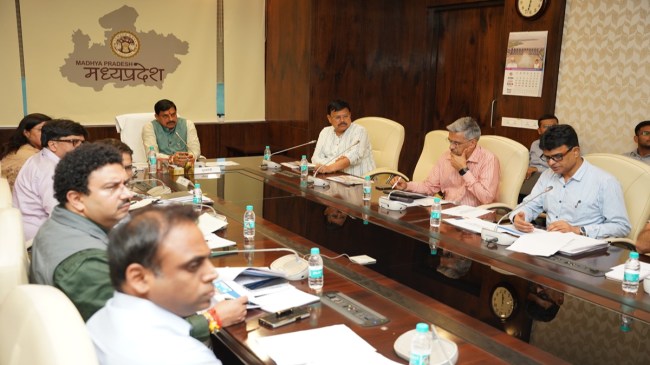 cm mohan yadav review meeting
