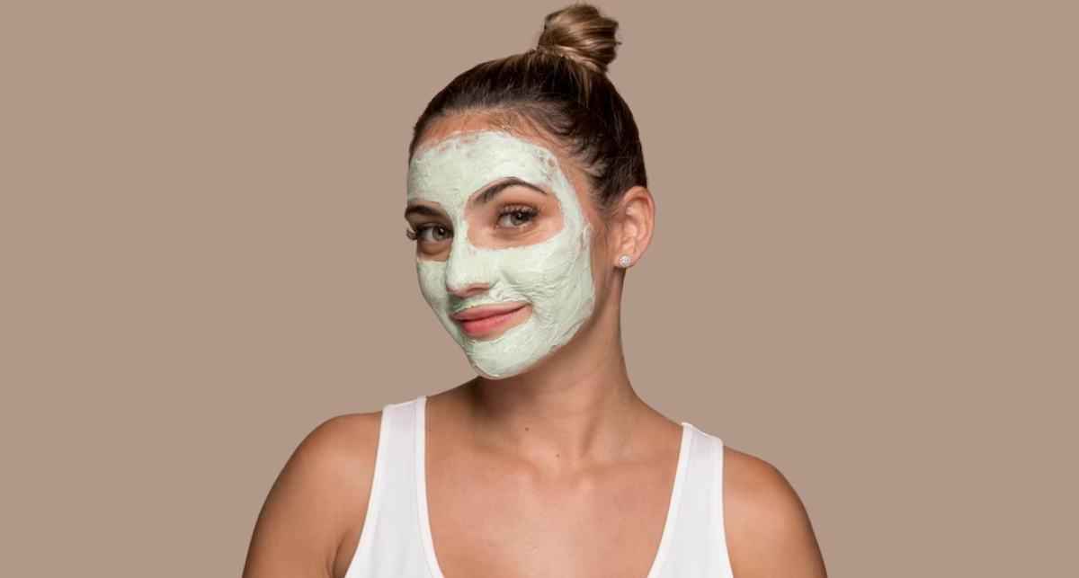 Skin care Tips: धूप से टैन हो गई है स्किन? इन 4 घरेलू नुस्खों से तुरंत चमकाएं चेहरा!