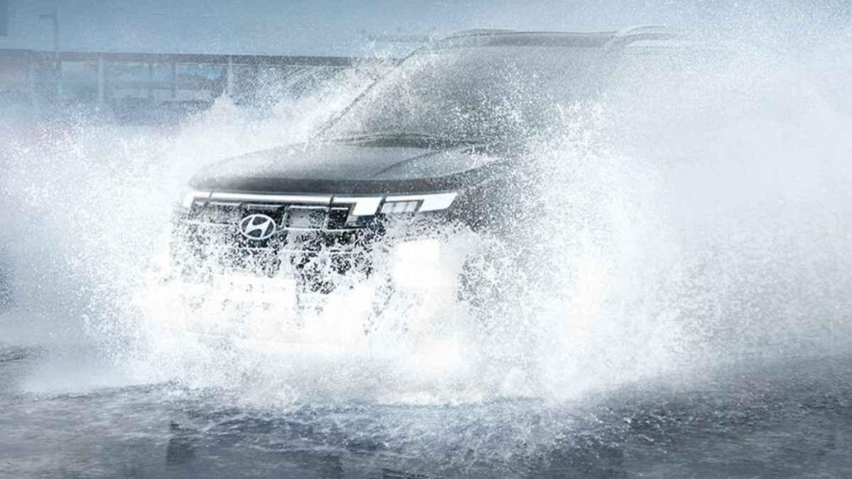 Hyundai इस दिन ला रही है सस्ती 7 सीटर कार, Maruti और Kia की बढ़ सकती है मुश्किलें