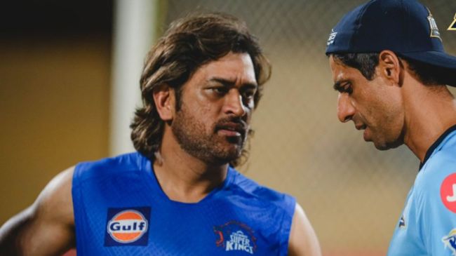 Ashish Nehra MS Dhoni Ashish Nehra MS Dhoni