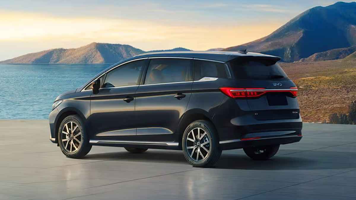 BYD MPV
