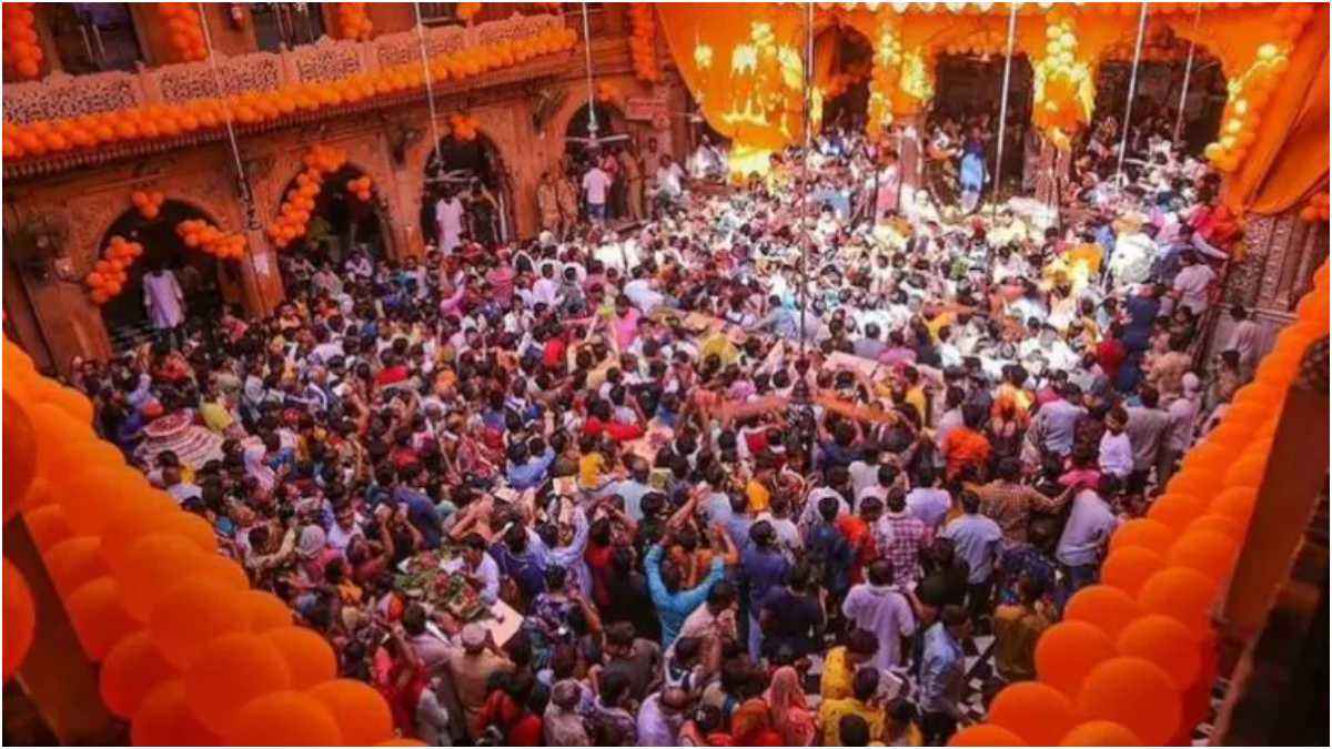 क्या बांके बिहारी मंदिर में चढ़ाया जा रहा है मिलावटी दूध? संतों ने उठाए सवाल, सरकार से की ये मांंग