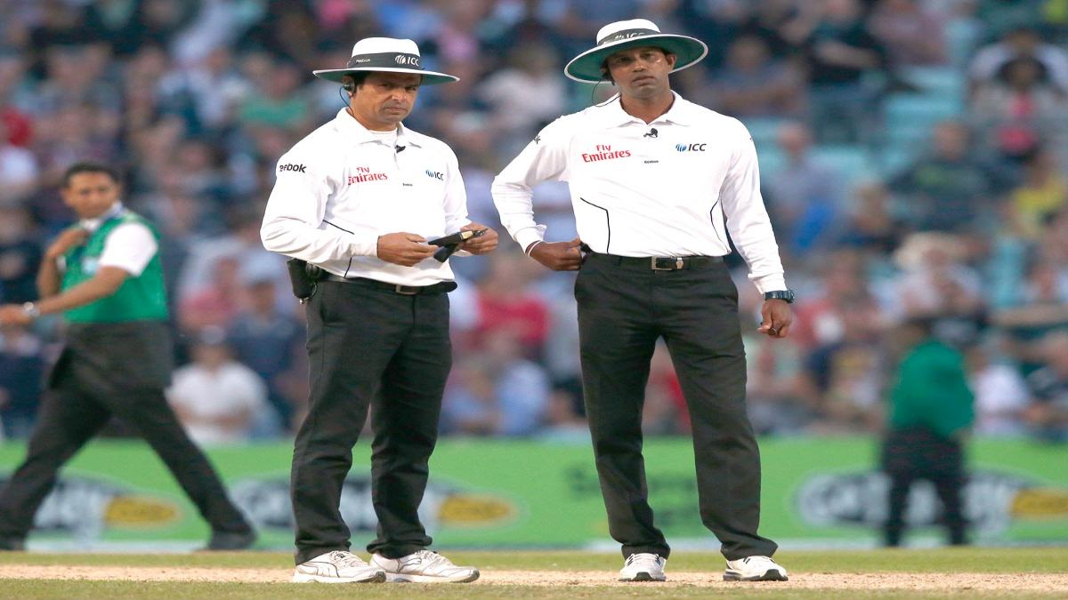 Cricket Umpire