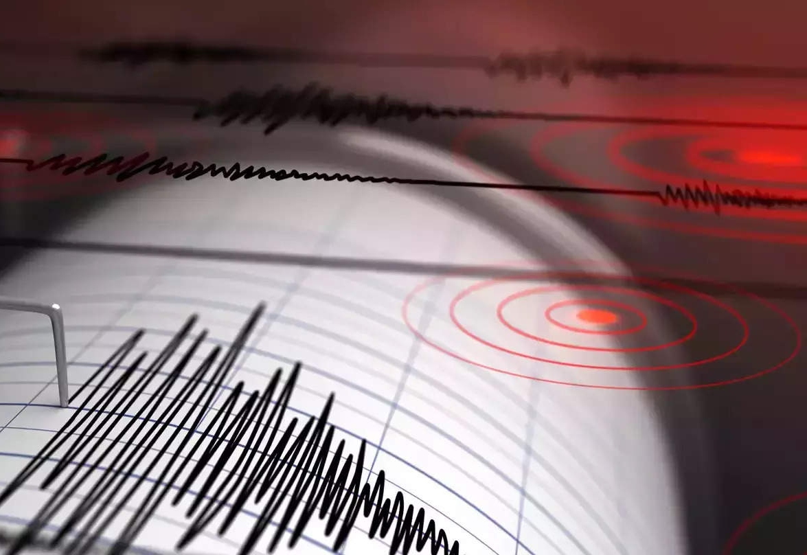 दिल्ली-NCR में भूकंप के झटके, रिक्टर पैमाने पर 5.8 रही तीव्रता - earthquake-tremors-in-delhi-ncr-intensity-5-8-on-richter-scale