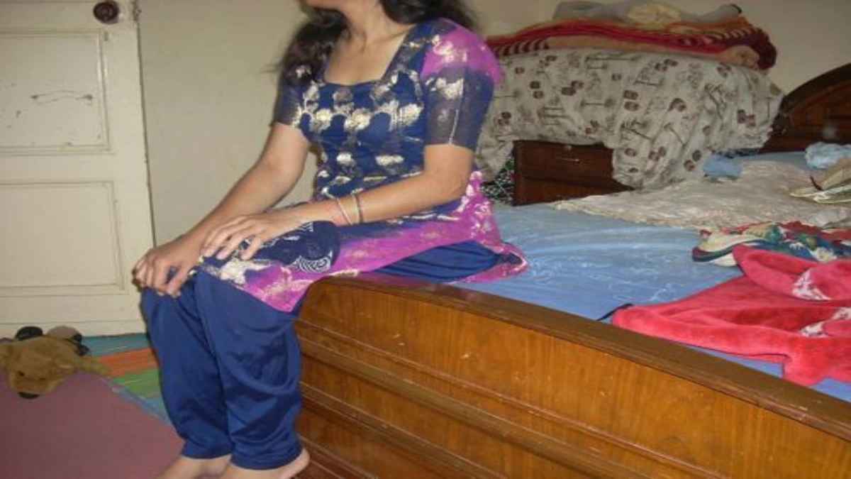 ससुर से संबंध बनाने के लेती थी पैसे, FB पर प्रेमी मिलते ही कर बैठी कांड
