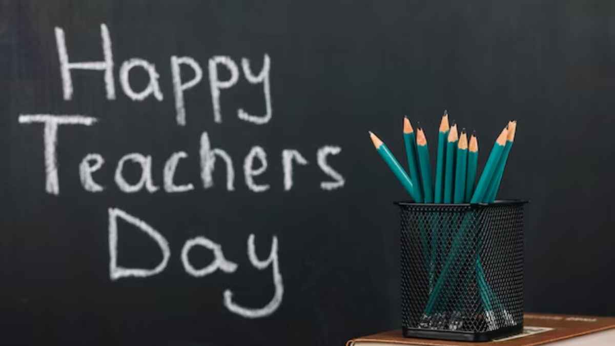 Happy Teachers Day Wishes 2024: अपने टीचर्स को ऐसे दें शिक्षक दिवस की शुभकामनाएं, ये हैं 5 खास मैसेज