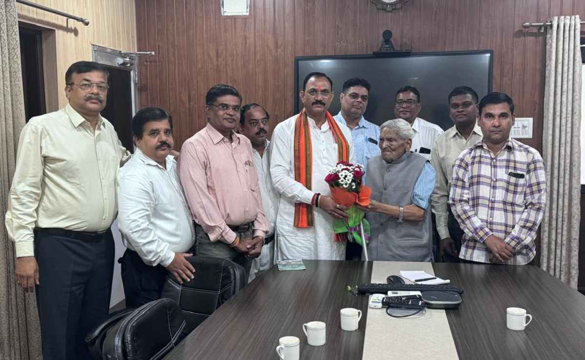 Health Minister Shyam Bihari Health Minister Shyam Bihari