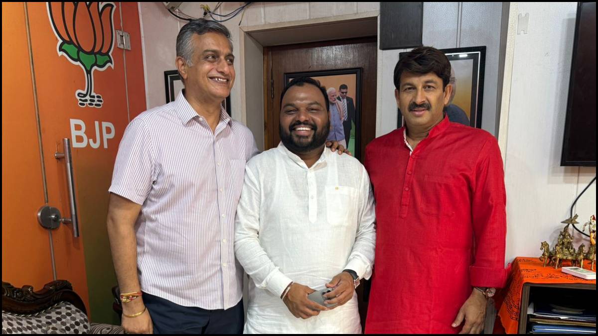 Kanhaiya Mittal With Manoj Tiwari