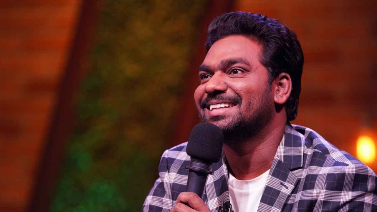 Zakir Khan के शो पर चली चैनल की कैंची, इस वजह से एक महीने में ही बंद हो रहा 'आपका अपना जाकिर'
