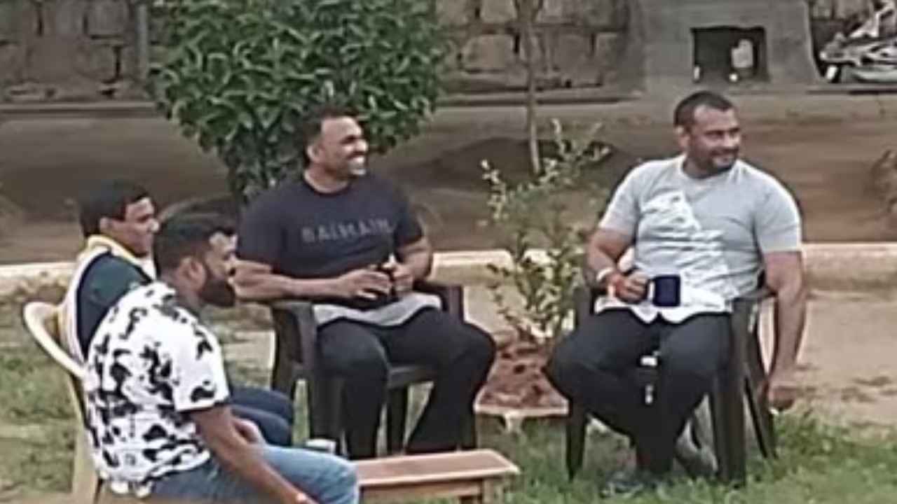 एक्टर दर्शन के पास जेल में 5 चाकू, 15 फोन, 2 पेन ड्राइव! Renukaswamy मर्डर केस में बड़ा अपडेट
