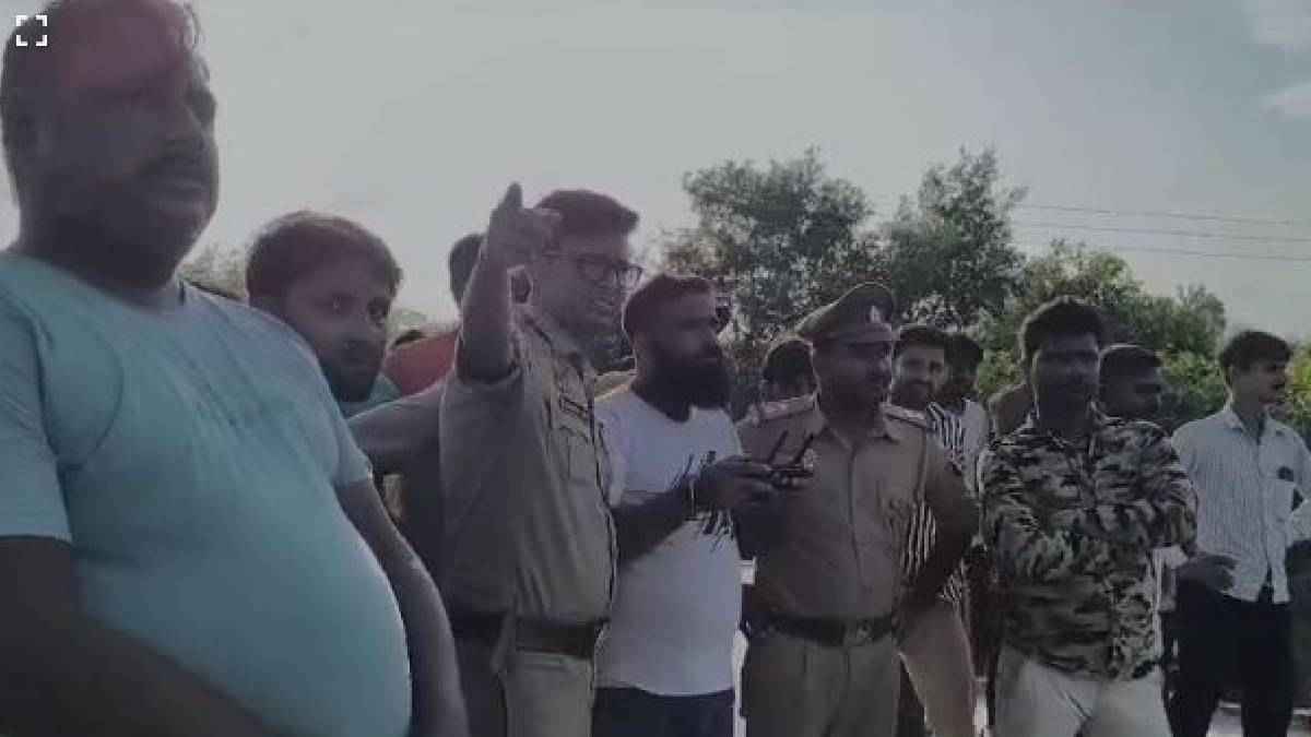 भेड़िये का खौफ कम नहीं हुआ, अब यूपी के इस गांव में आफत बना आदमखोर टाइगर; घरों में दुबके लोग