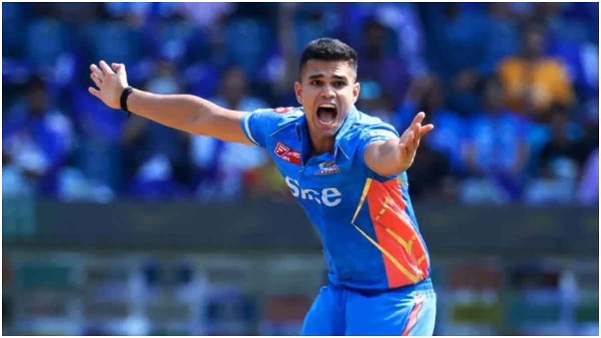 26 ओवर, 87 रन और 9 विकेट... अर्जुन तेंदुलकर ने दिखाया अपनी बॉलिंग का दम, टीम को दिलाई एकतरफा जीत