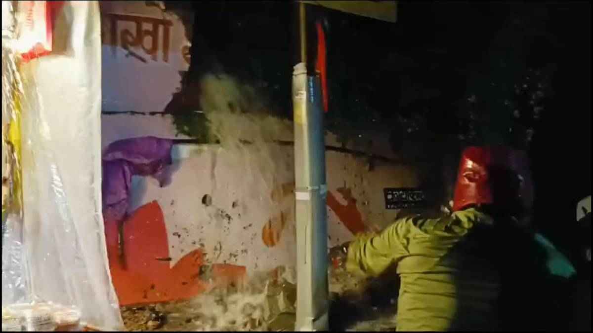 उज्जैन के महाकाल मंदिर में बड़ा हादसा, बारिश के चलते ढही दीवार, 2 की मौत, मृतकों को 4-4 लाख मुआवजा