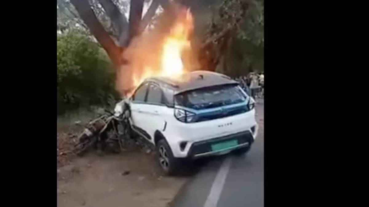 इलेक्ट्रिक कार में जिंदा जलने से बाल-बाल बचा शख्स, अब Tata को कार की कीमत से ज्यादा देना होगा जुर्माना