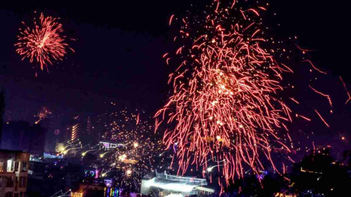 दिवाली के बाद जहरीली हवा से ऐसे बचाएं शरीर, डाइट में शामिल करें ये 5 चीजें