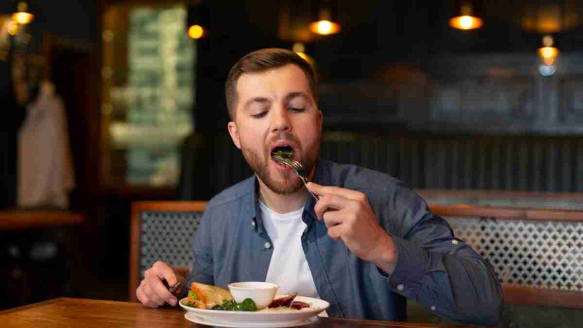 शरीर के लिए 1 दिन में कितनी कैलोरी जरूरी? जानें एक्सपर्ट से सेहतमंद रहने के  टिप्स - how much calorie a human body needs in a day