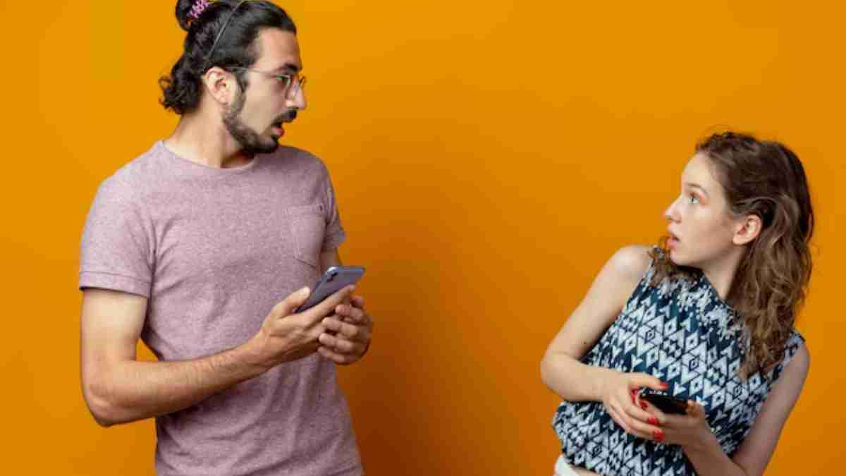 पार्टनर का WhatsApp Chat पर लॉक लगाना भी है खतरे की घंटी! क्या ब्रेकअप का है संकेत?