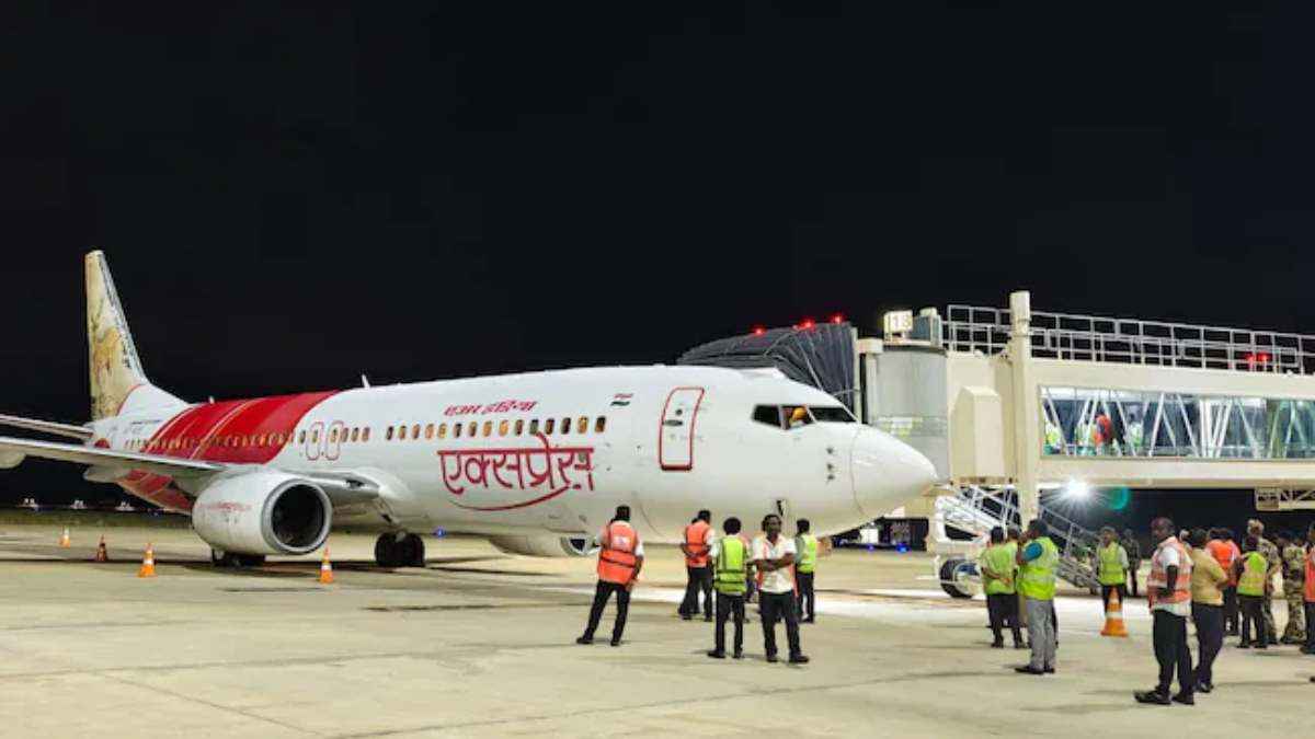 एयर इंडिया एक्सप्रेस के विमान की इमरजेंसी लैंडिंग नहीं, खबरों पर एयरलाइंस ने बताई सच्चाई