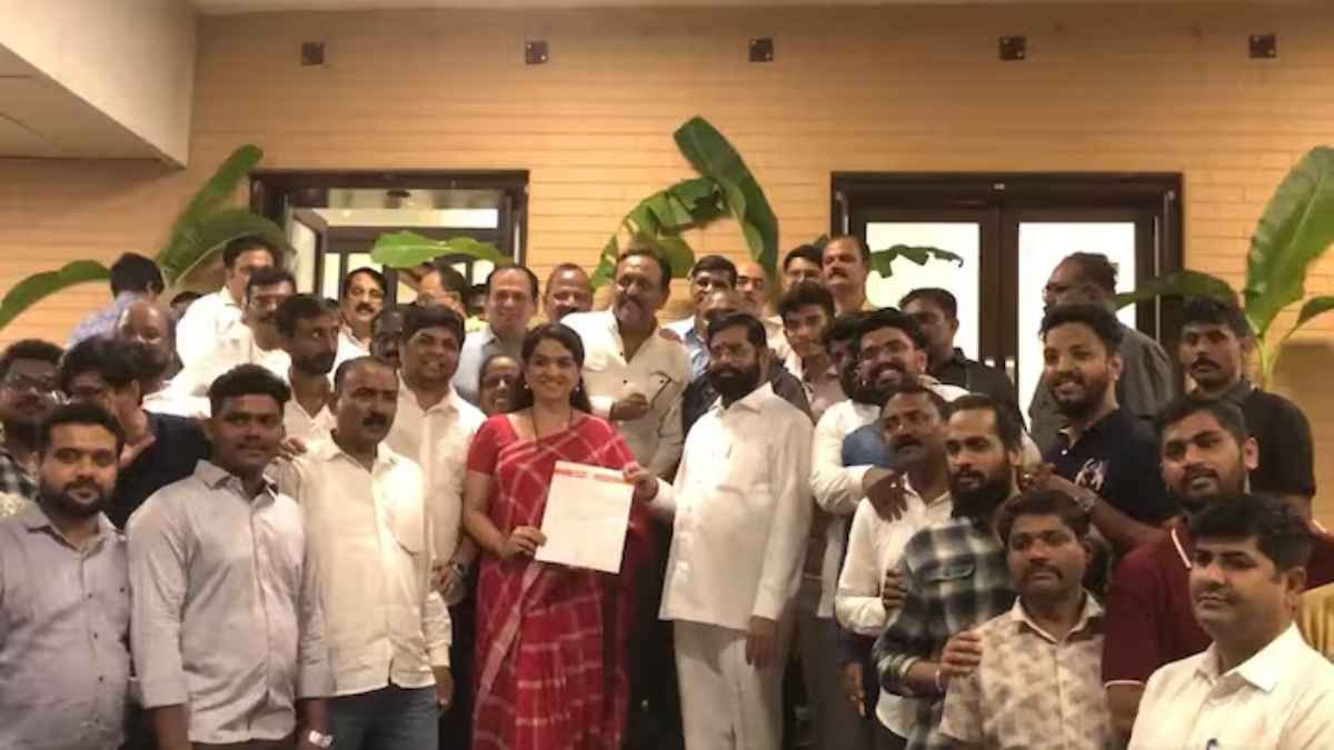 Maharashtra Chunav 2024: BJP की शाइना एनसी शिवसेना में शामिल, मुंबादेवी सीट से लड़ेंगी चुनाव