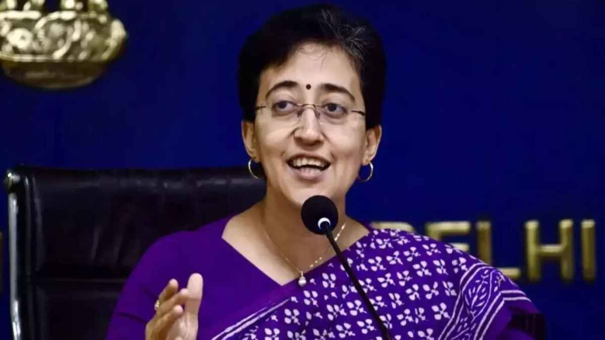 दिल्ली में 10वीं-12वीं को छोड़ सभी स्कूल बंद, चलेंगी ऑनलाइन क्लासेस