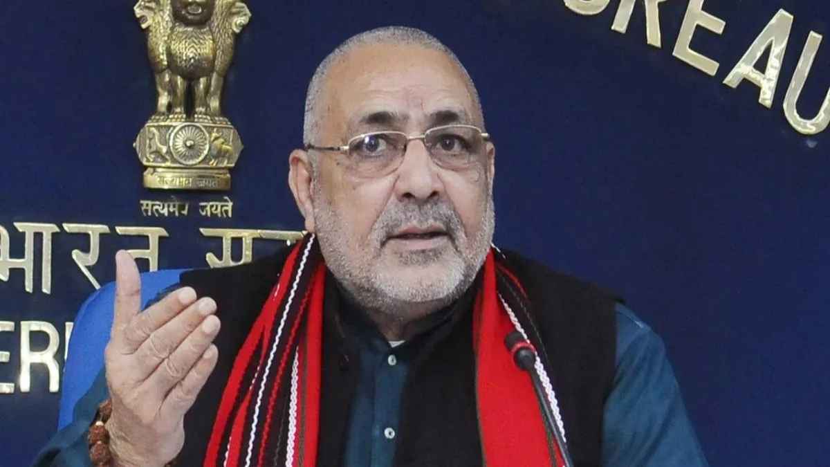 'BJP-JDU से कोई संबंध नहीं...', हिंदू स्वाभिमान यात्रा को लेकर गिरिराज सिंह का बड़ा बयान