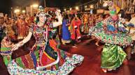 Gujarat Police SHE Team in Garba