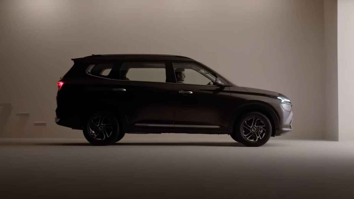 Maruti Ertiga के ताज को खतरा! आ रही है Kia की सस्ती 7 सीटर कार