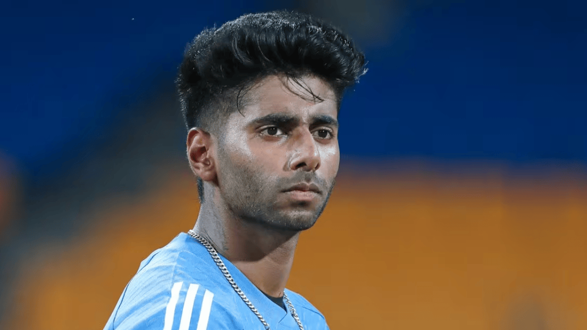 Mayank Yadav (6)