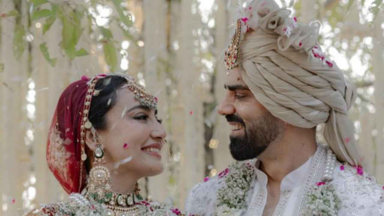 गुड न्यूज! Surbhi Jyoti ने बॉयफ्रेंड संग लिए सात फेरे, लाल जोड़े में Naagin एक्ट्रेस ने लूटी महफिल