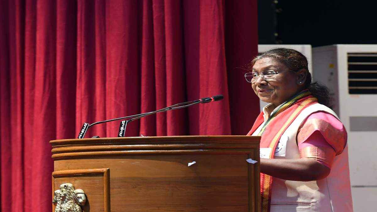 'दुनिया में अपनी सही जगह पाने के लिए आगे बढ़ रहा है नया भारत', छत्तीसगढ़ में बोलीं राष्ट्रपति द्रोपदी मुर्मू